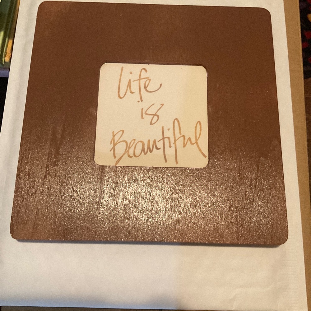 6x6 wall sign. Wood and ceramic. Life is Beautiful. H232